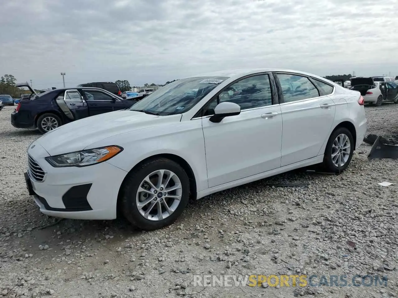1 Photograph of a damaged car 3FA6P0HD1LR126407 FORD FUSION 2020