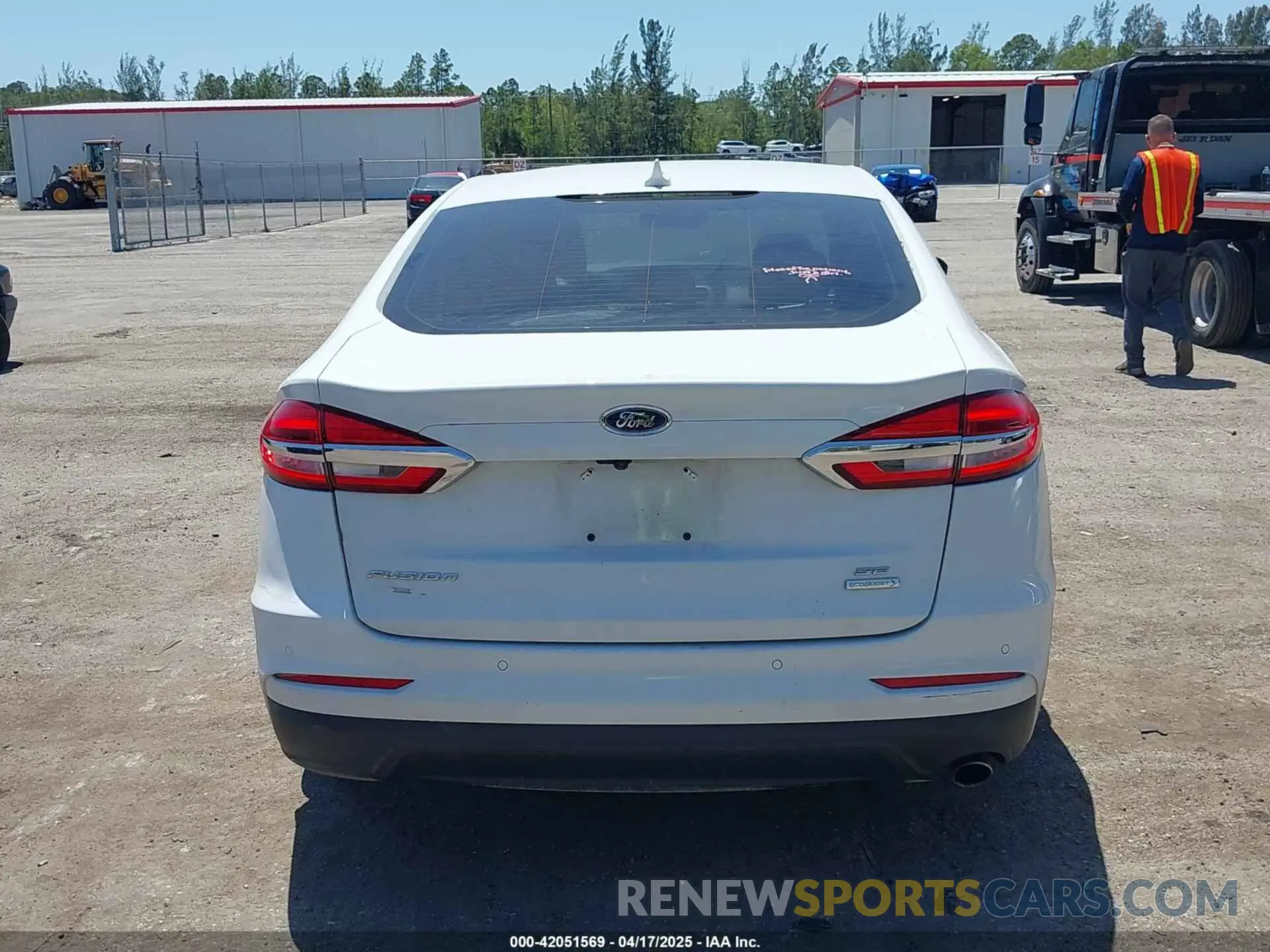 16 Фотография поврежденного автомобиля 3FA6P0HD1LR132613 FORD FUSION 2020