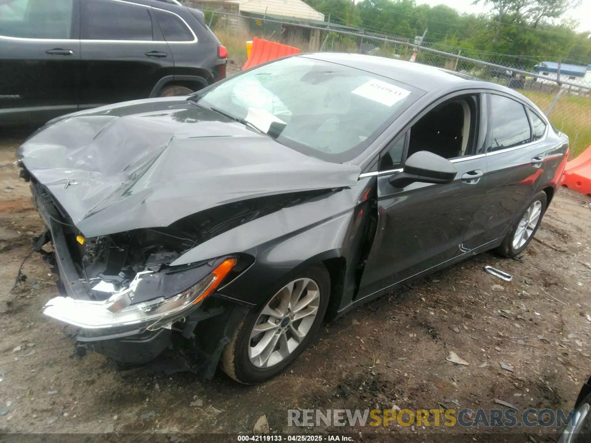 2 Фотография поврежденного автомобиля 3FA6P0HD1LR154966 FORD FUSION 2020