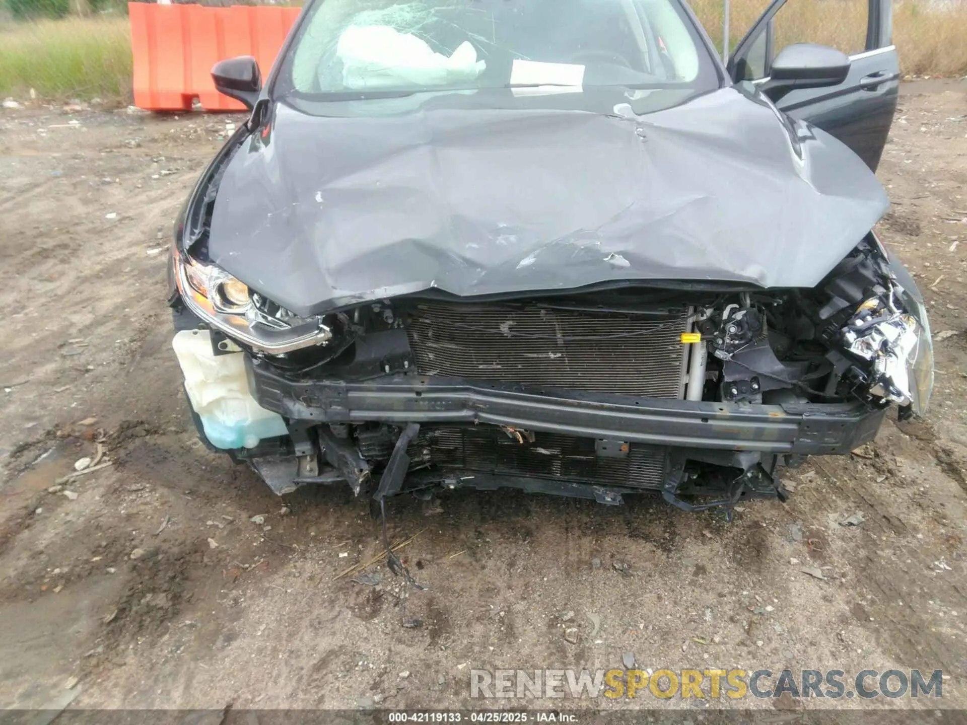 6 Фотография поврежденного автомобиля 3FA6P0HD1LR154966 FORD FUSION 2020