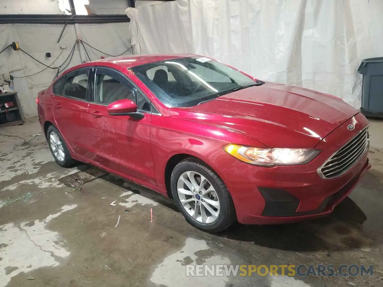 4 Photograph of a damaged car 3FA6P0HD1LR163330 FORD FUSION 2020