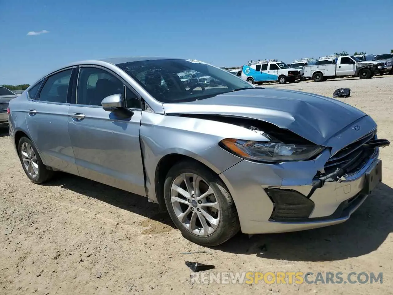 4 Photograph of a damaged car 3FA6P0HD1LR203485 FORD FUSION 2020