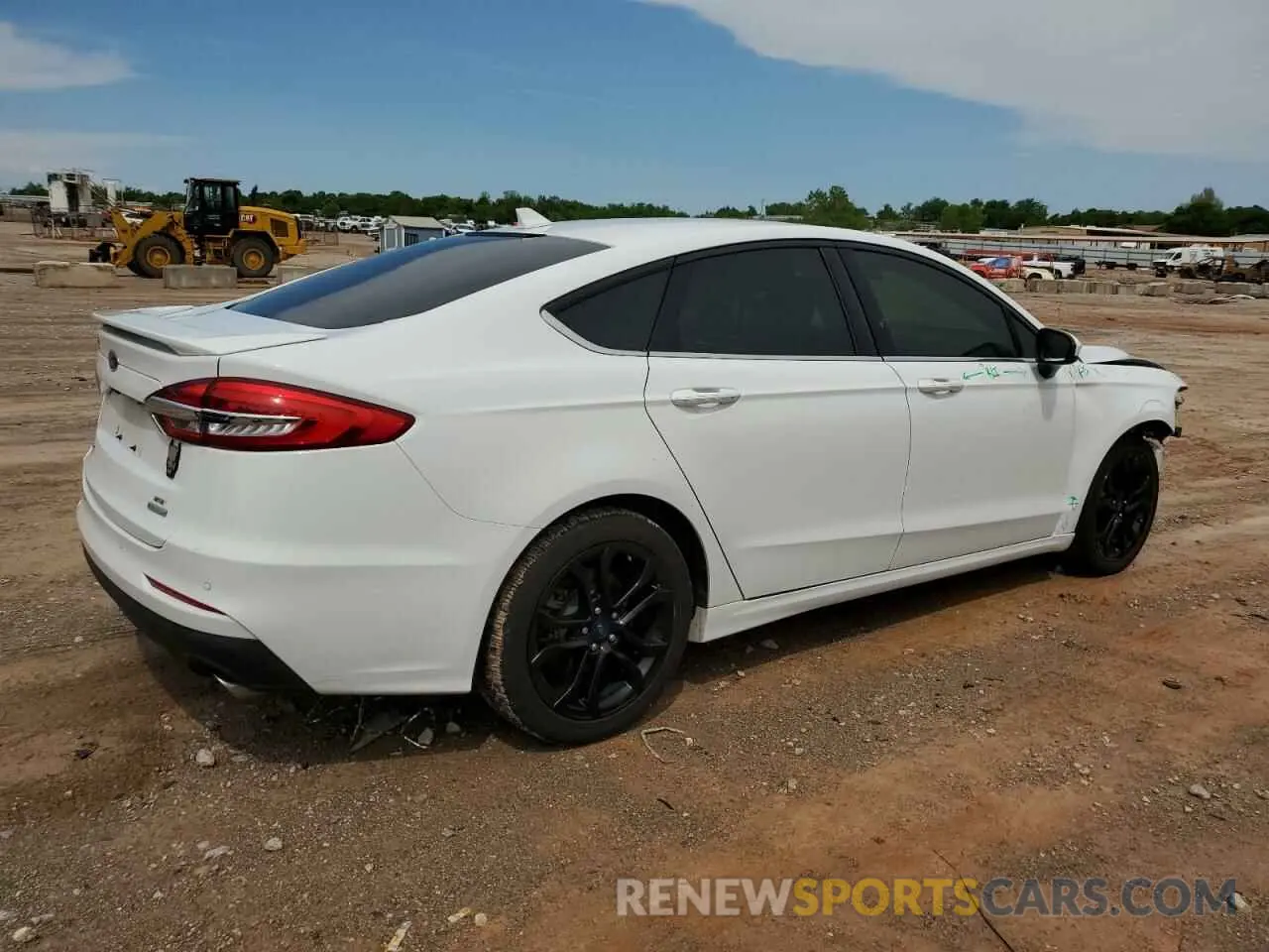 3 Фотография поврежденного автомобиля 3FA6P0HD1LR235062 FORD FUSION 2020