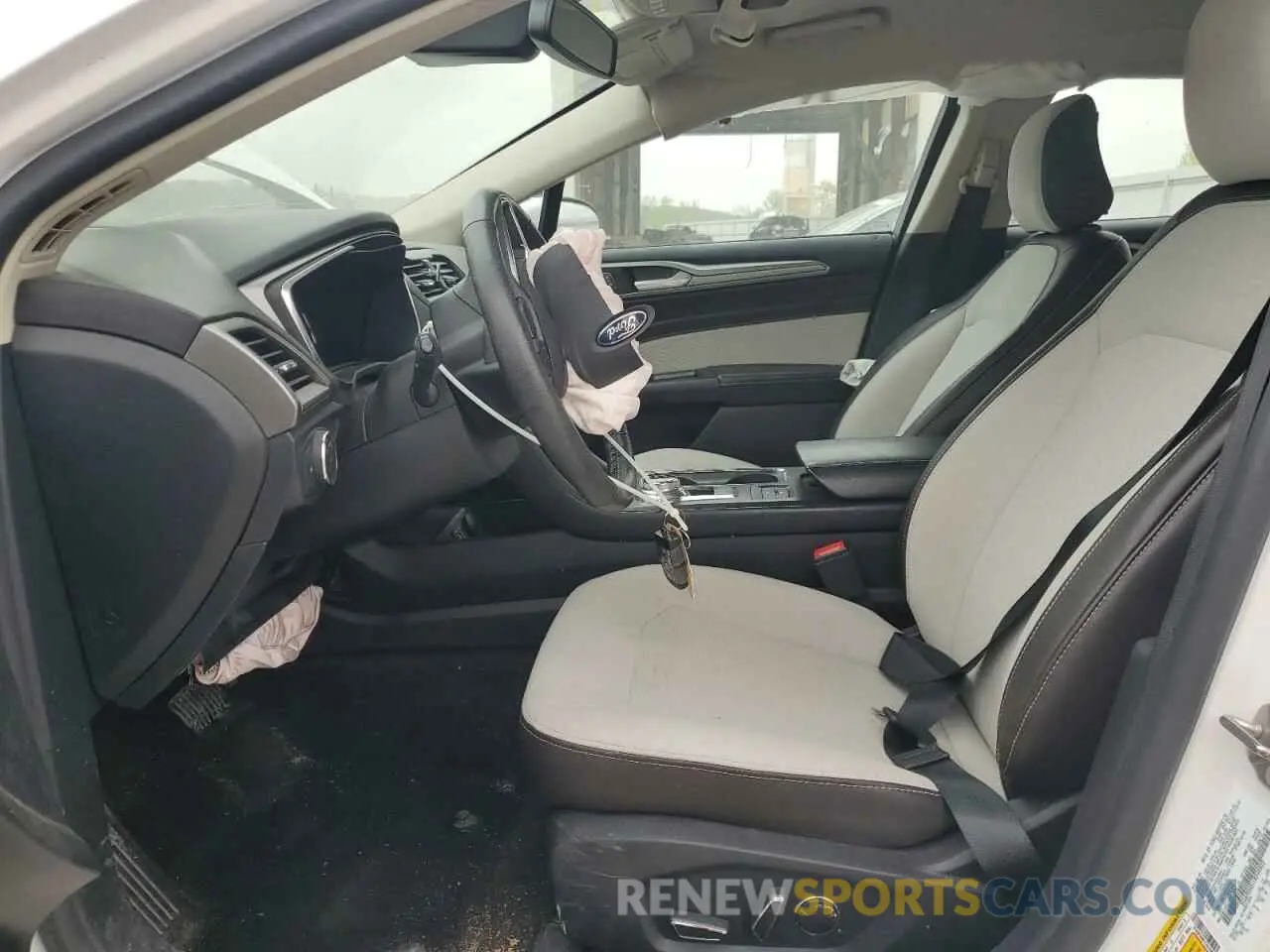 7 Photograph of a damaged car 3FA6P0HD1LR249902 FORD FUSION 2020