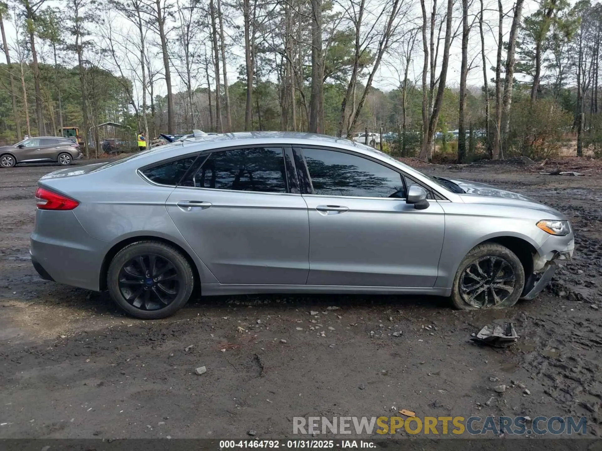 13 Photograph of a damaged car 3FA6P0HD2LR105081 FORD FUSION 2020