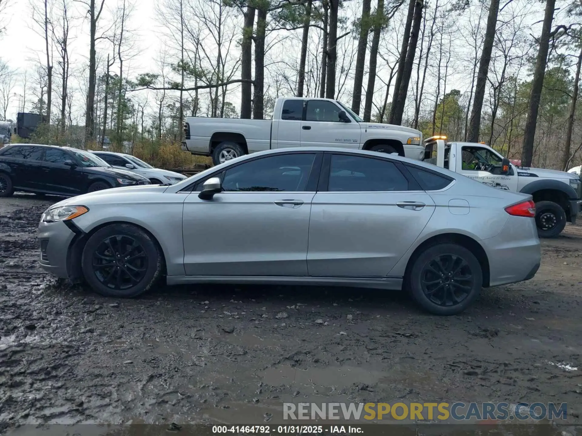 14 Photograph of a damaged car 3FA6P0HD2LR105081 FORD FUSION 2020