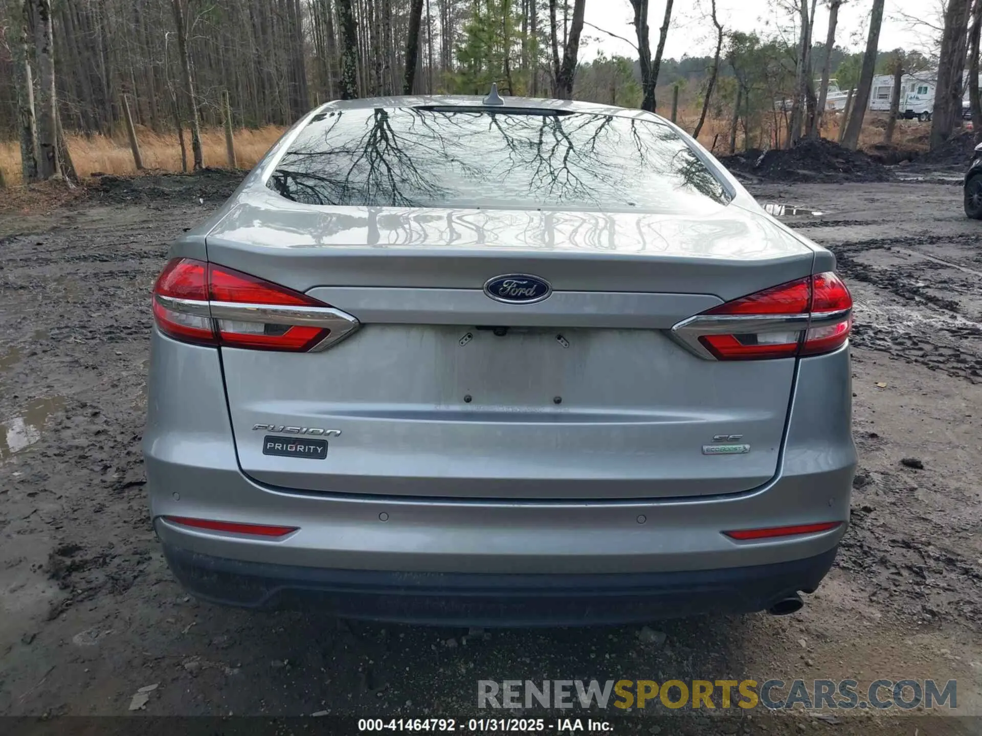 16 Photograph of a damaged car 3FA6P0HD2LR105081 FORD FUSION 2020