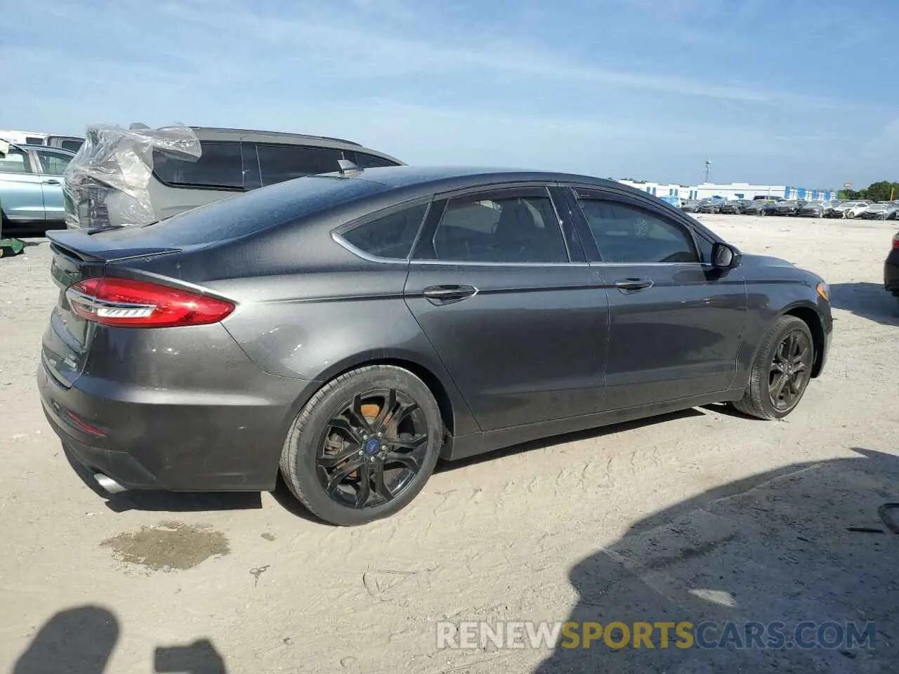 3 Photograph of a damaged car 3FA6P0HD2LR105761 FORD FUSION 2020