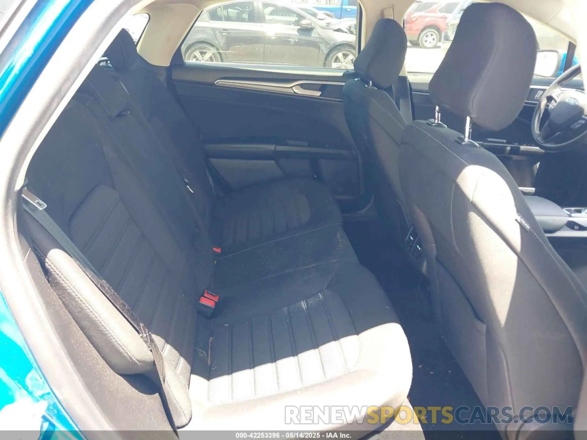 8 Photograph of a damaged car 3FA6P0HD2LR110491 FORD FUSION 2020