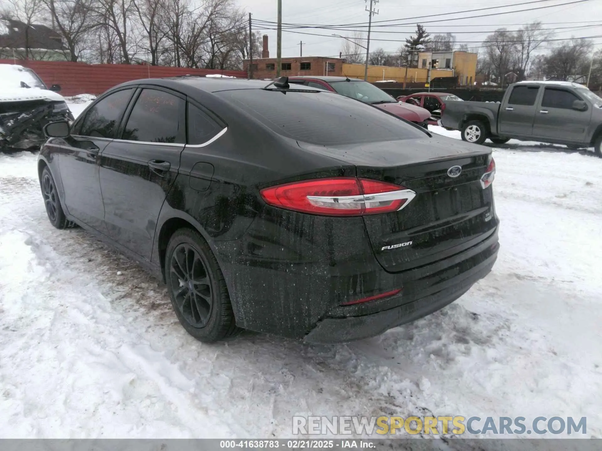 3 Фотография поврежденного автомобиля 3FA6P0HD2LR124486 FORD FUSION 2020