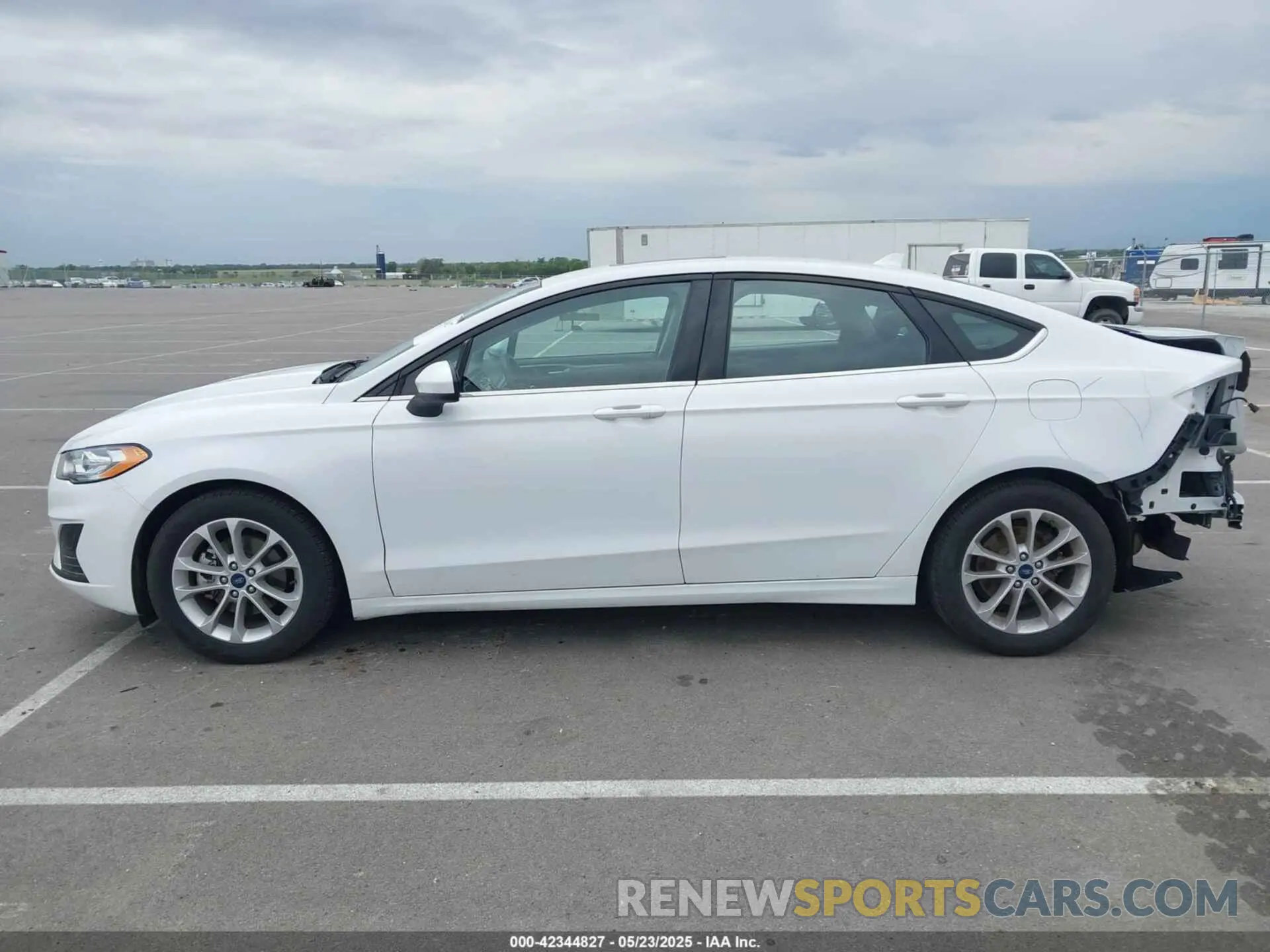 15 Фотография поврежденного автомобиля 3FA6P0HD2LR136072 FORD FUSION 2020
