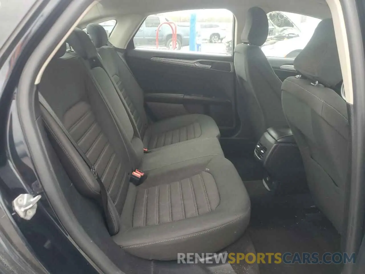 10 Фотография поврежденного автомобиля 3FA6P0HD2LR165149 FORD FUSION 2020