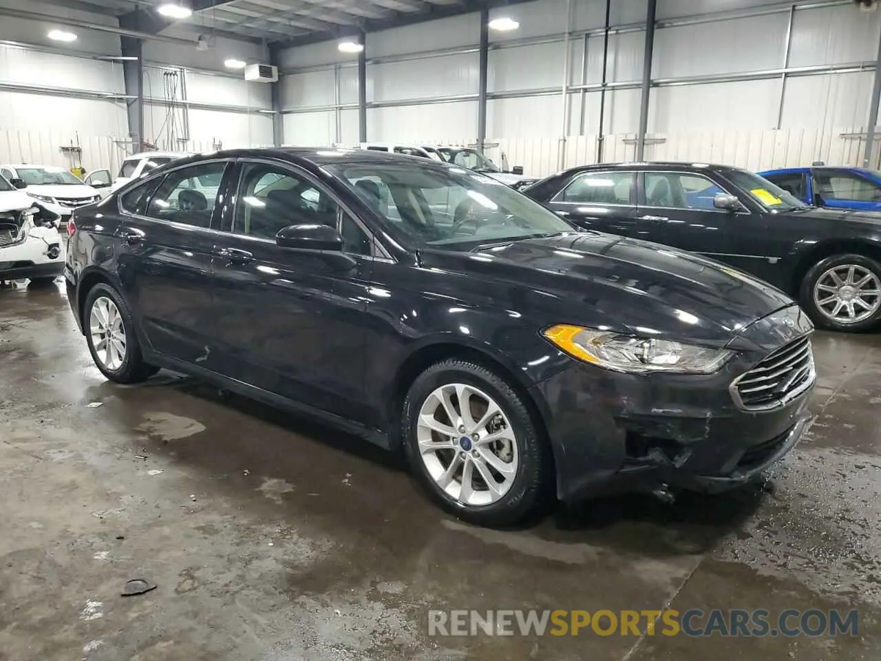 4 Photograph of a damaged car 3FA6P0HD3LR112394 FORD FUSION 2020