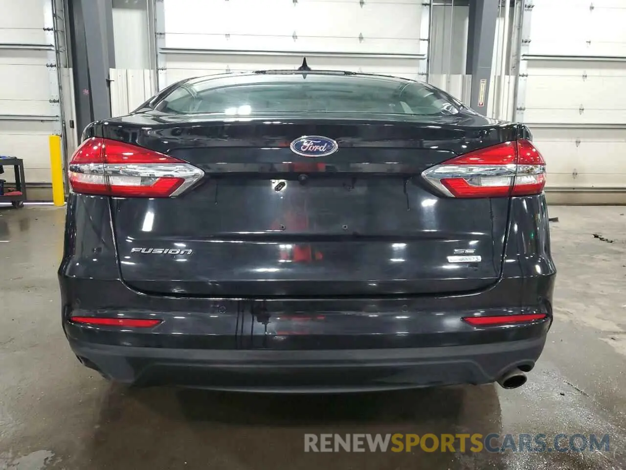 6 Photograph of a damaged car 3FA6P0HD3LR112394 FORD FUSION 2020