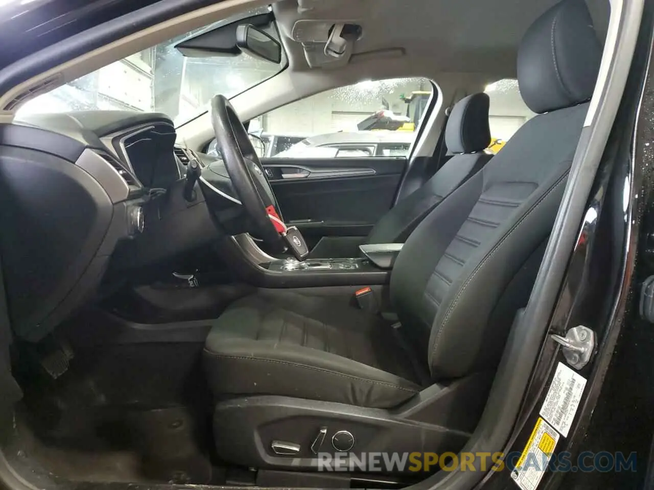 7 Photograph of a damaged car 3FA6P0HD3LR112394 FORD FUSION 2020