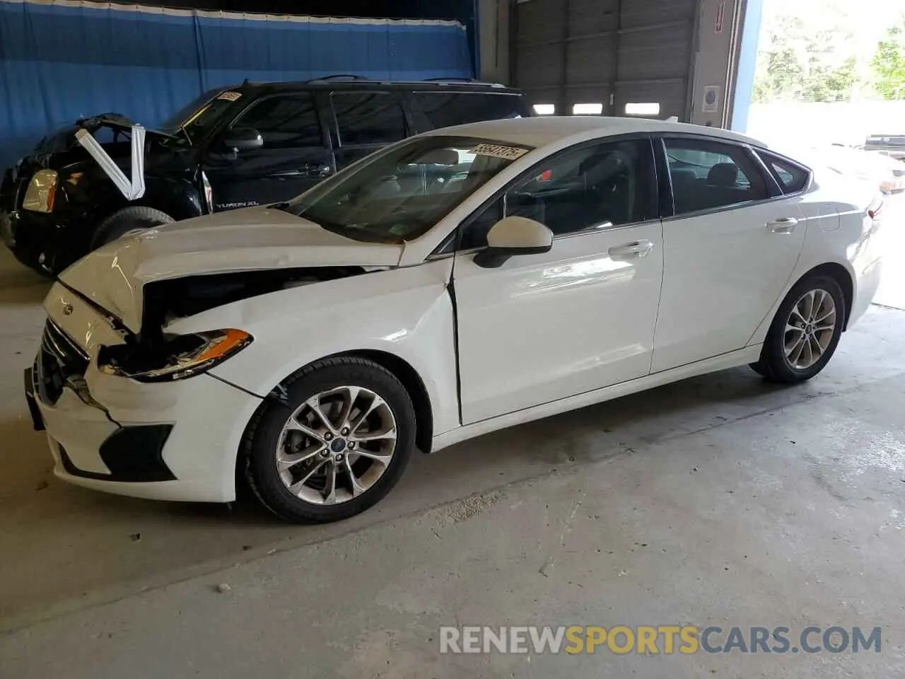 1 Photograph of a damaged car 3FA6P0HD3LR122908 FORD FUSION 2020