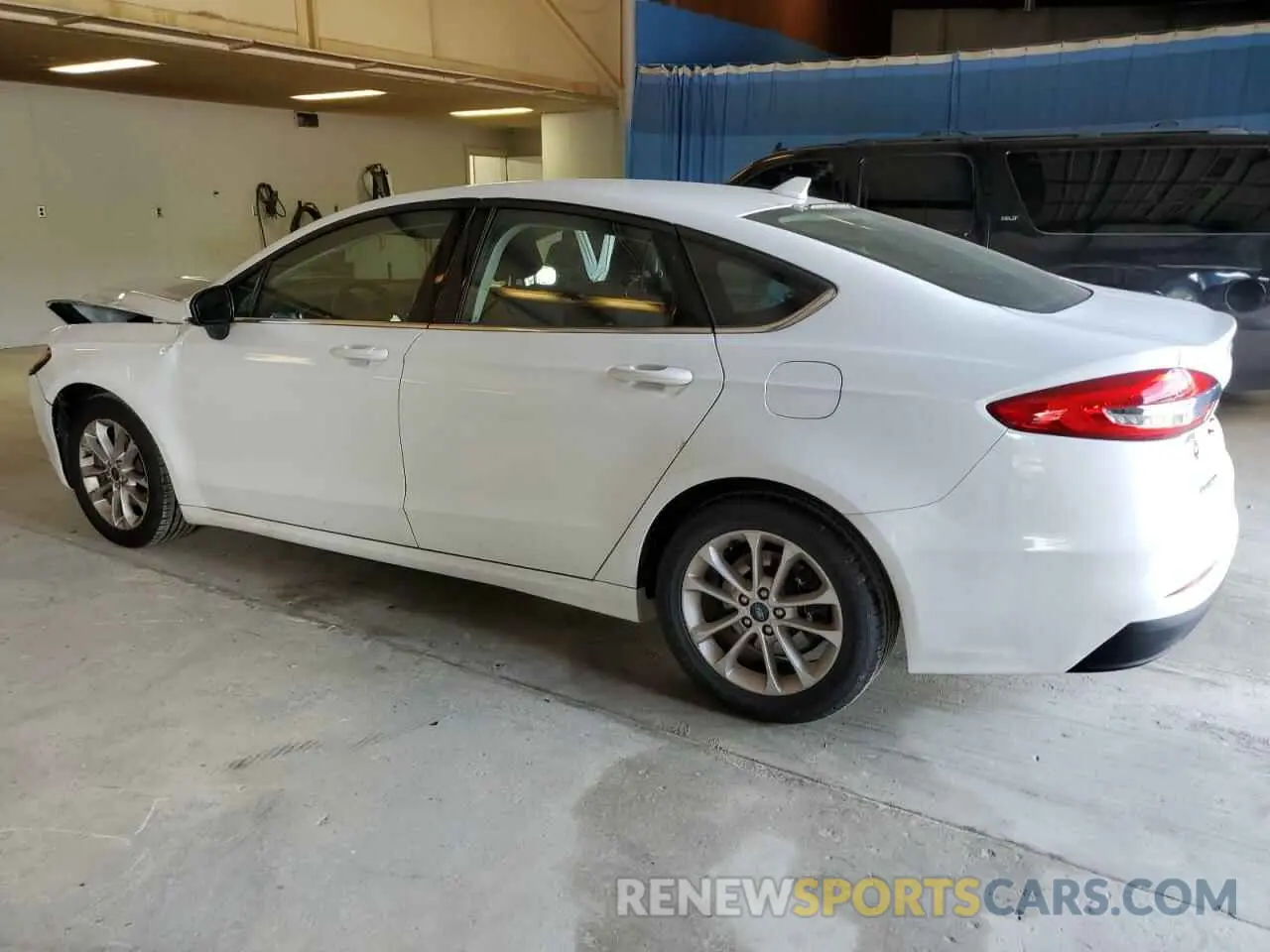 2 Photograph of a damaged car 3FA6P0HD3LR122908 FORD FUSION 2020