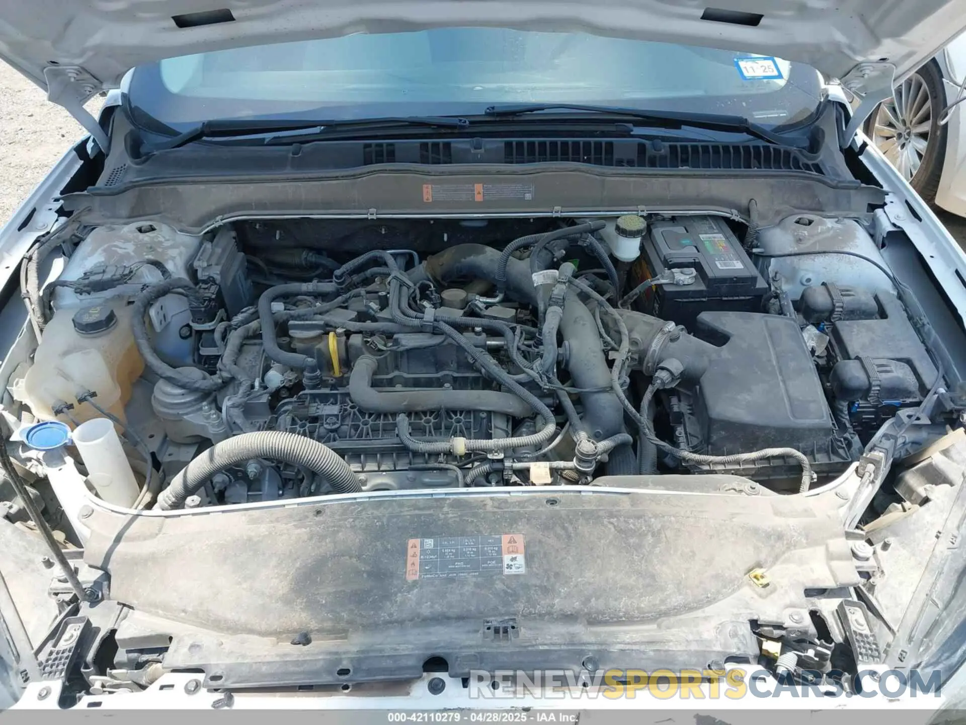 10 Photograph of a damaged car 3FA6P0HD3LR126389 FORD FUSION 2020
