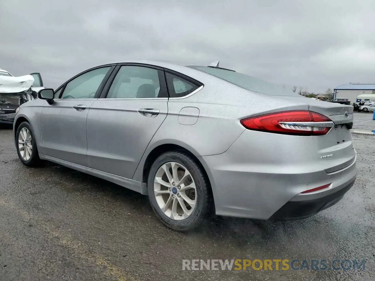 2 Фотография поврежденного автомобиля 3FA6P0HD3LR142902 FORD FUSION 2020