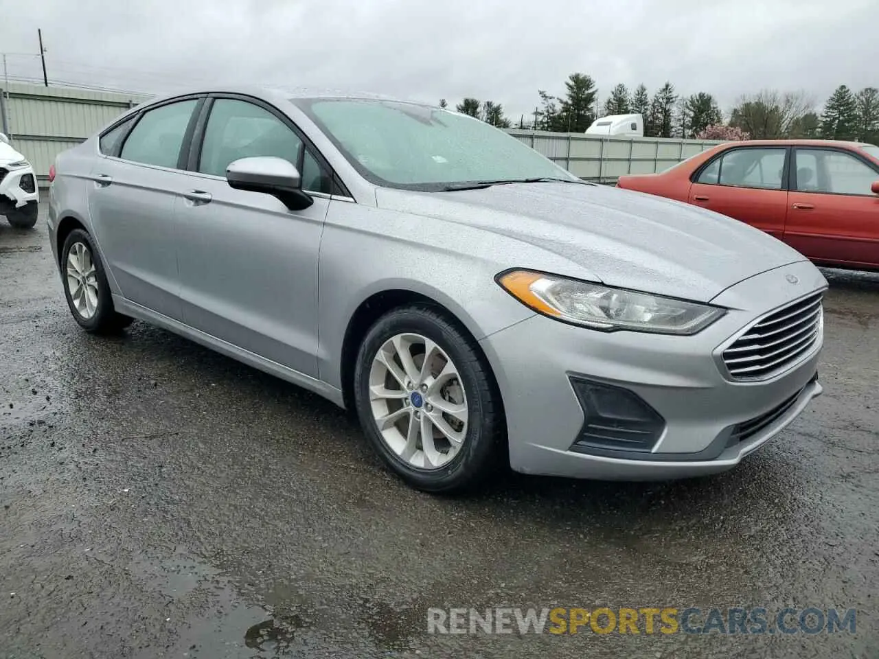 4 Фотография поврежденного автомобиля 3FA6P0HD3LR142902 FORD FUSION 2020
