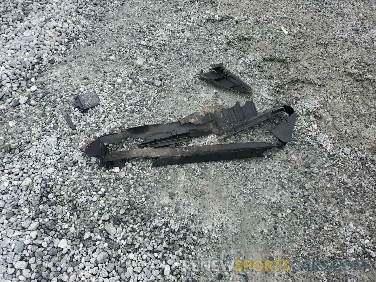 12 Photograph of a damaged car 3FA6P0HD3LR143242 FORD FUSION 2020