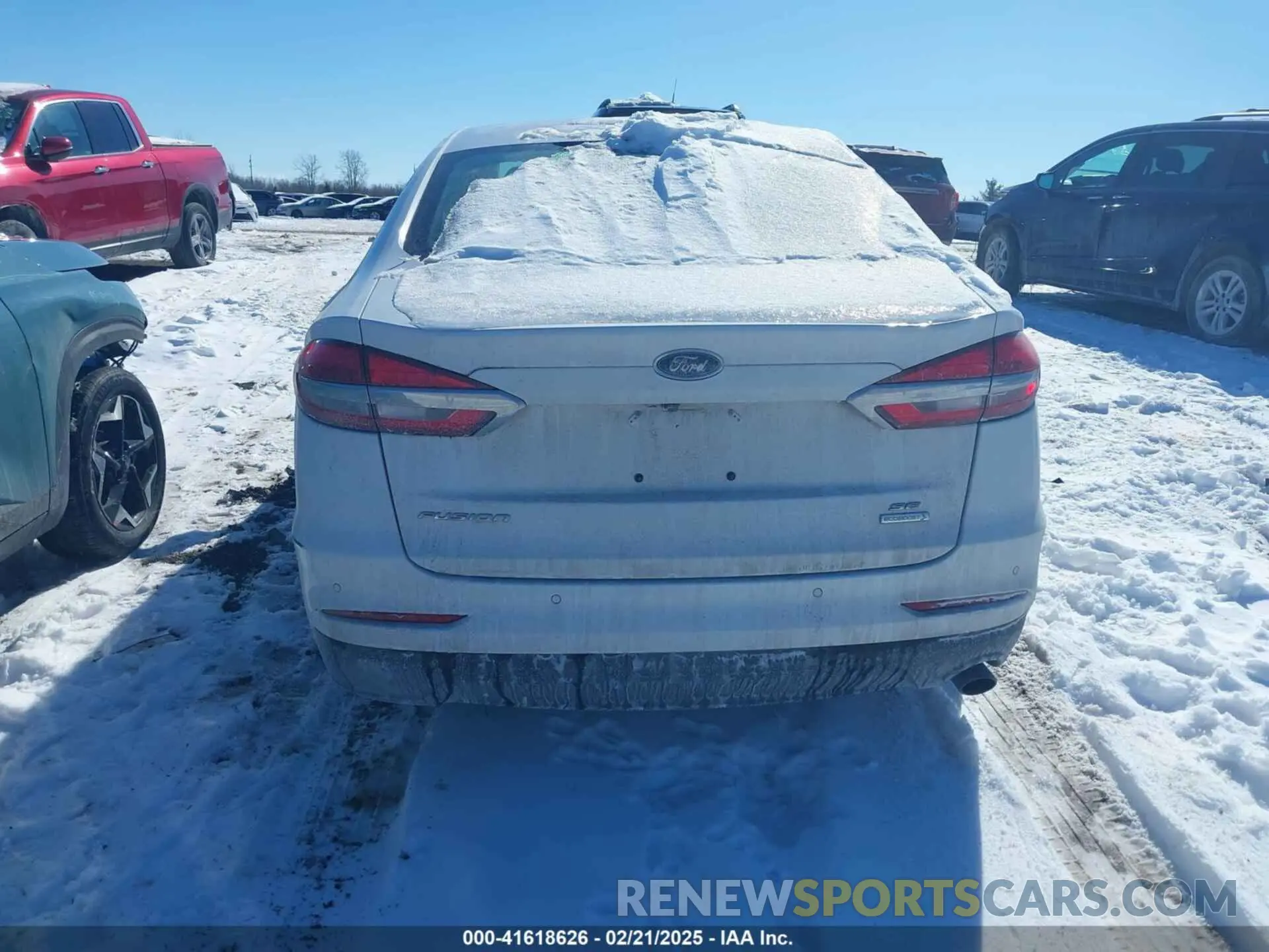 16 Фотография поврежденного автомобиля 3FA6P0HD3LR146853 FORD FUSION 2020