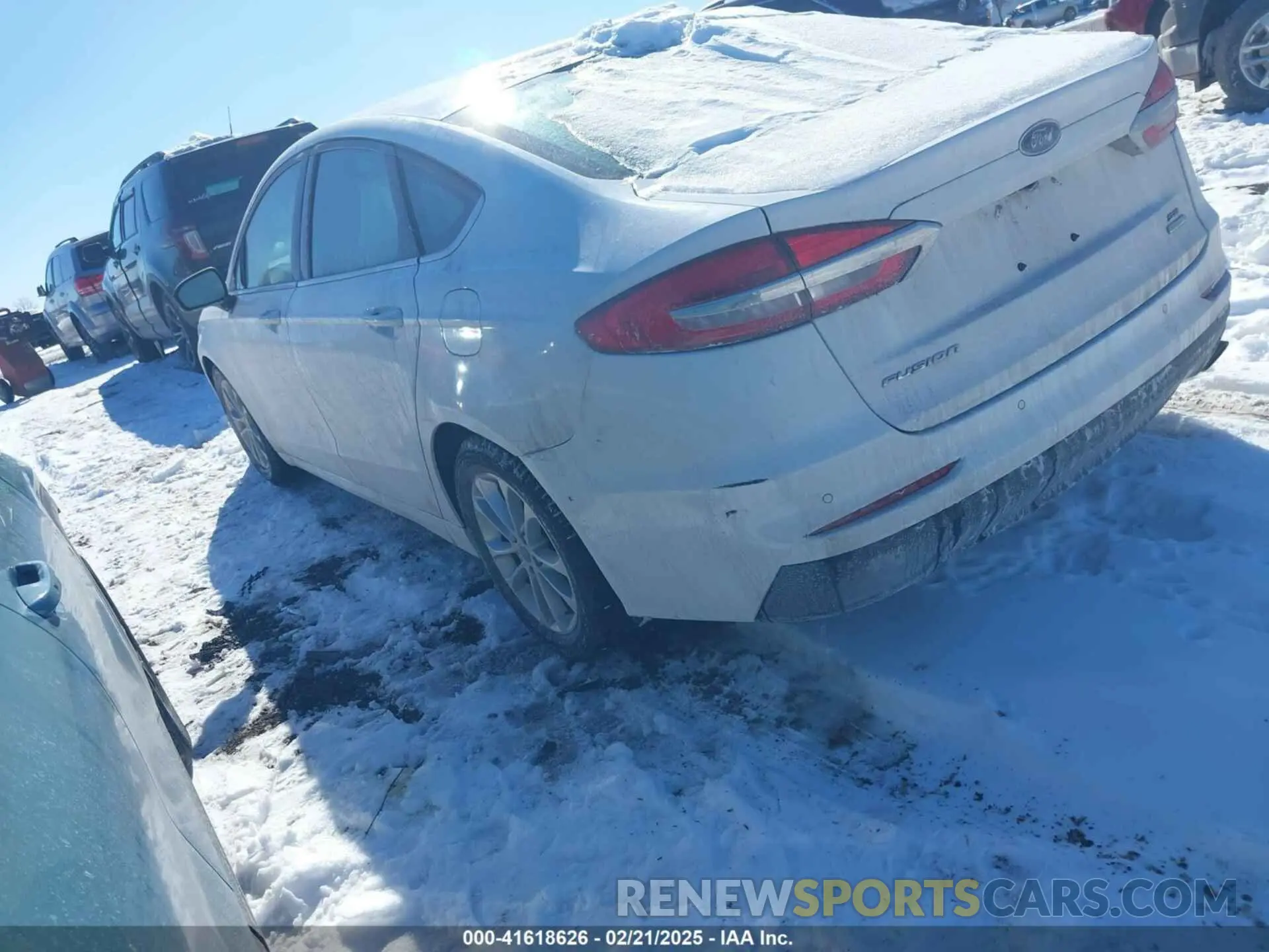 3 Фотография поврежденного автомобиля 3FA6P0HD3LR146853 FORD FUSION 2020