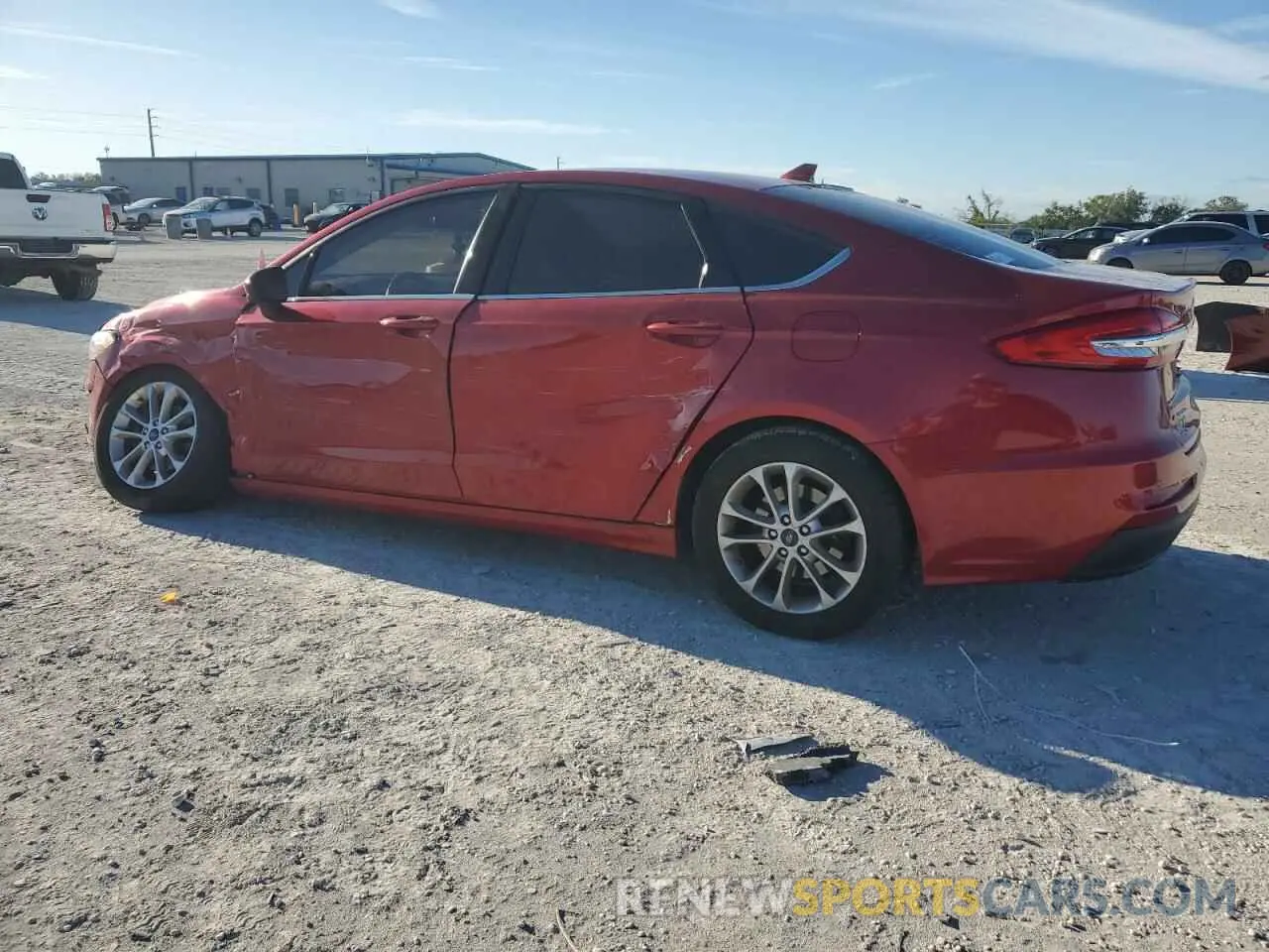 2 Фотография поврежденного автомобиля 3FA6P0HD3LR221955 FORD FUSION 2020