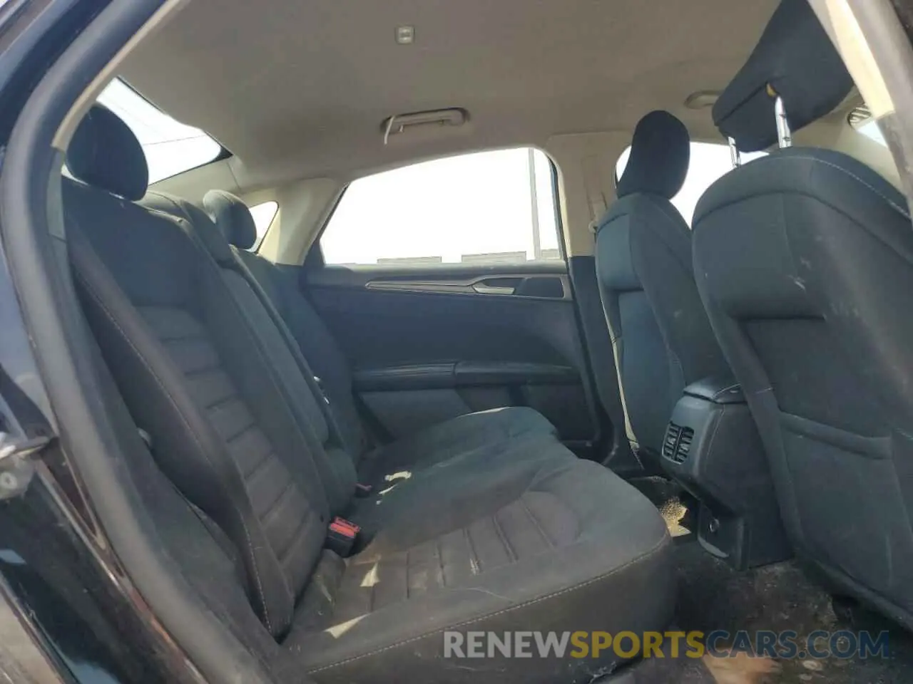 10 Фотография поврежденного автомобиля 3FA6P0HD3LR234947 FORD FUSION 2020