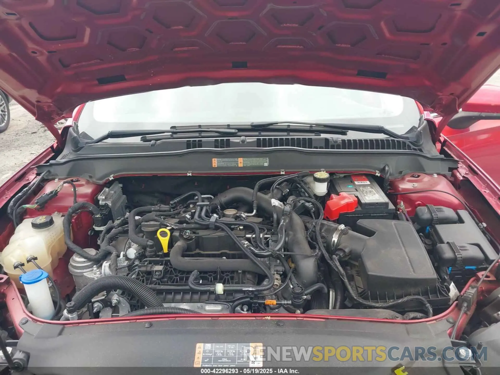 10 Photograph of a damaged car 3FA6P0HD4LR158297 FORD FUSION 2020