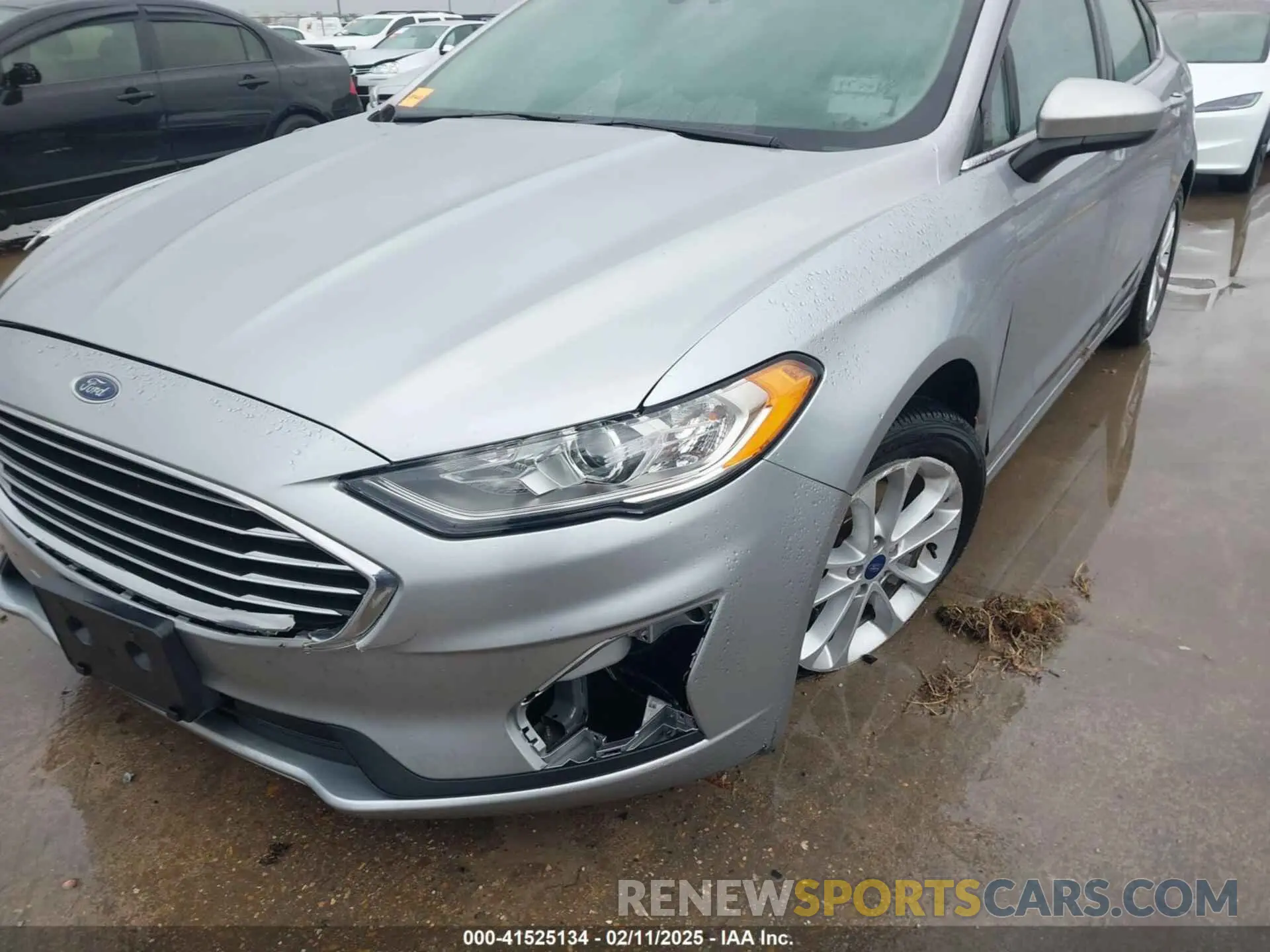 17 Фотография поврежденного автомобиля 3FA6P0HD4LR172233 FORD FUSION 2020