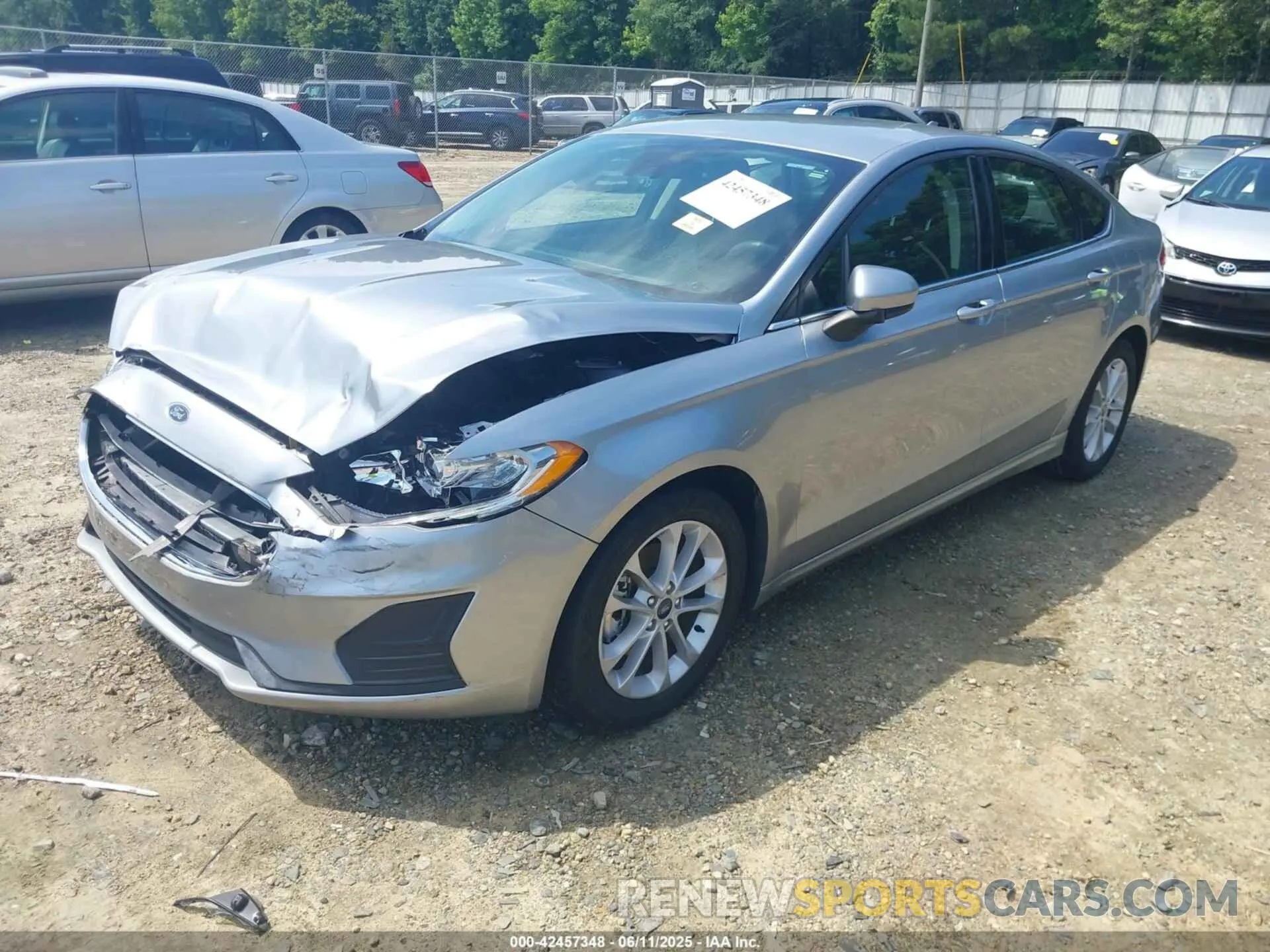 2 Photograph of a damaged car 3FA6P0HD4LR184141 FORD FUSION 2020