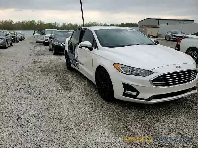 14 Photograph of a damaged car 3FA6P0HD4LR229210 FORD FUSION 2020