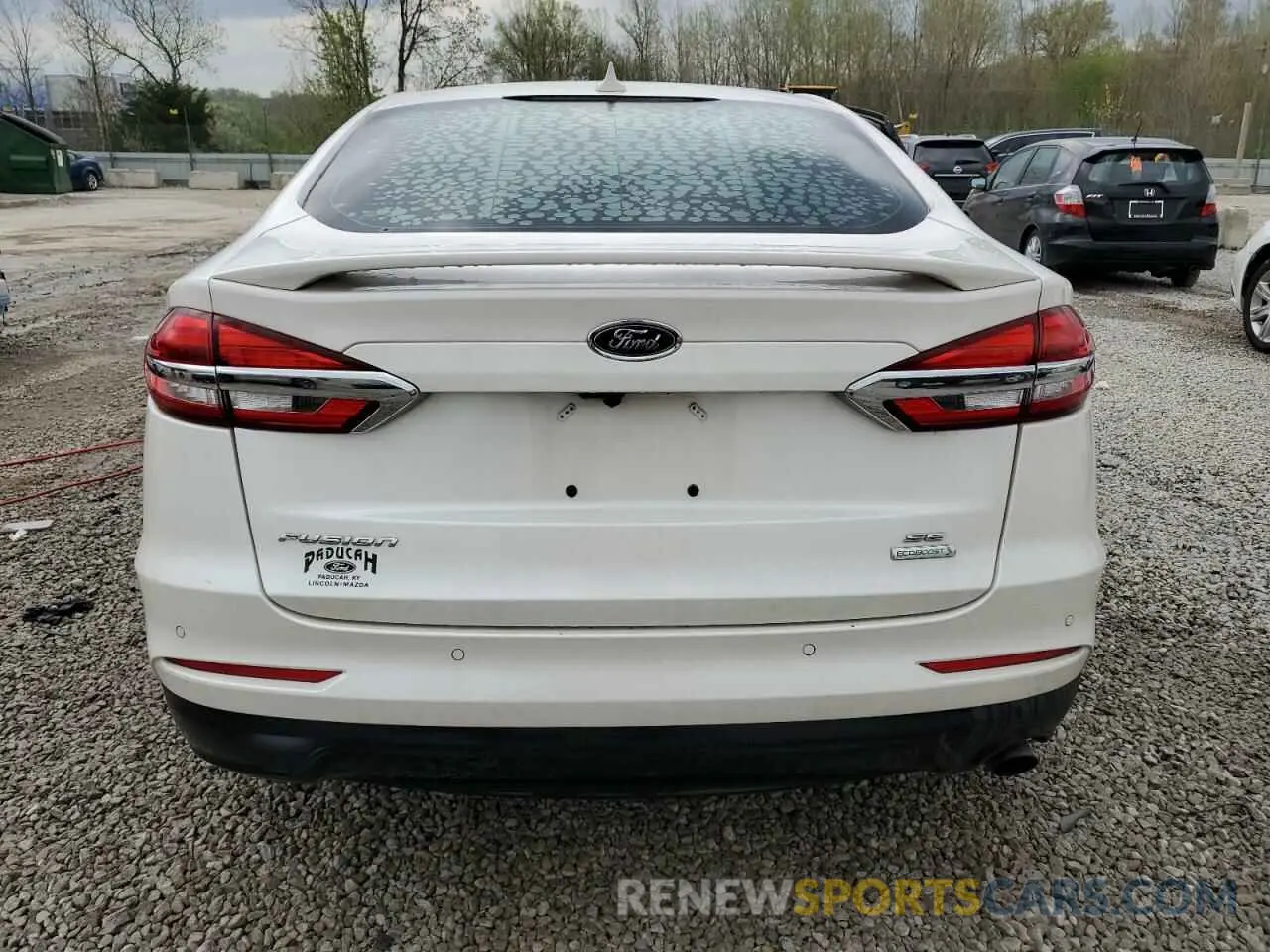 6 Photograph of a damaged car 3FA6P0HD4LR229210 FORD FUSION 2020