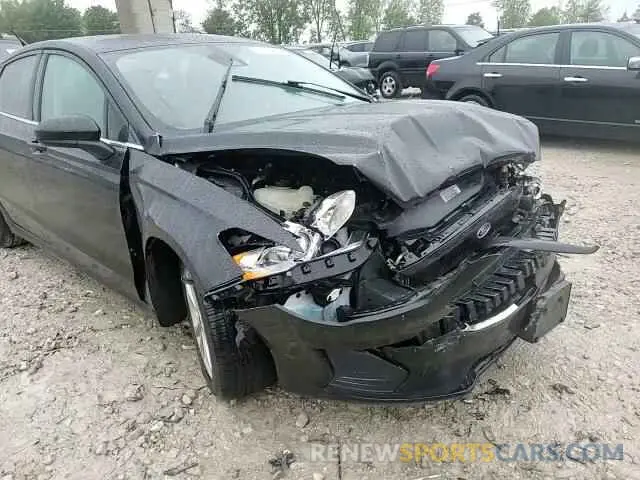 13 Photograph of a damaged car 3FA6P0HD4LR235394 FORD FUSION 2020