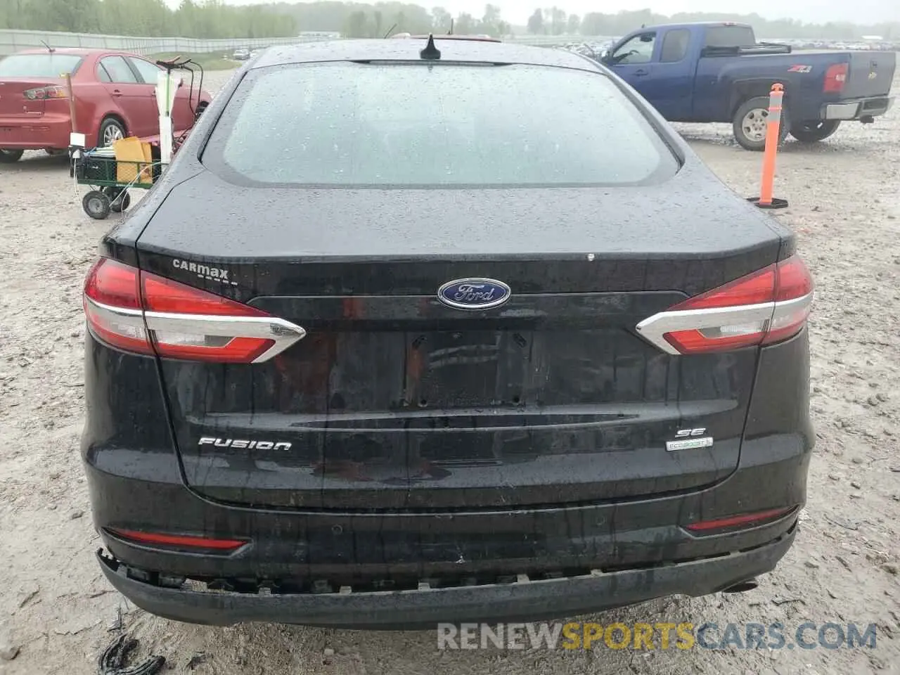 6 Photograph of a damaged car 3FA6P0HD4LR235394 FORD FUSION 2020