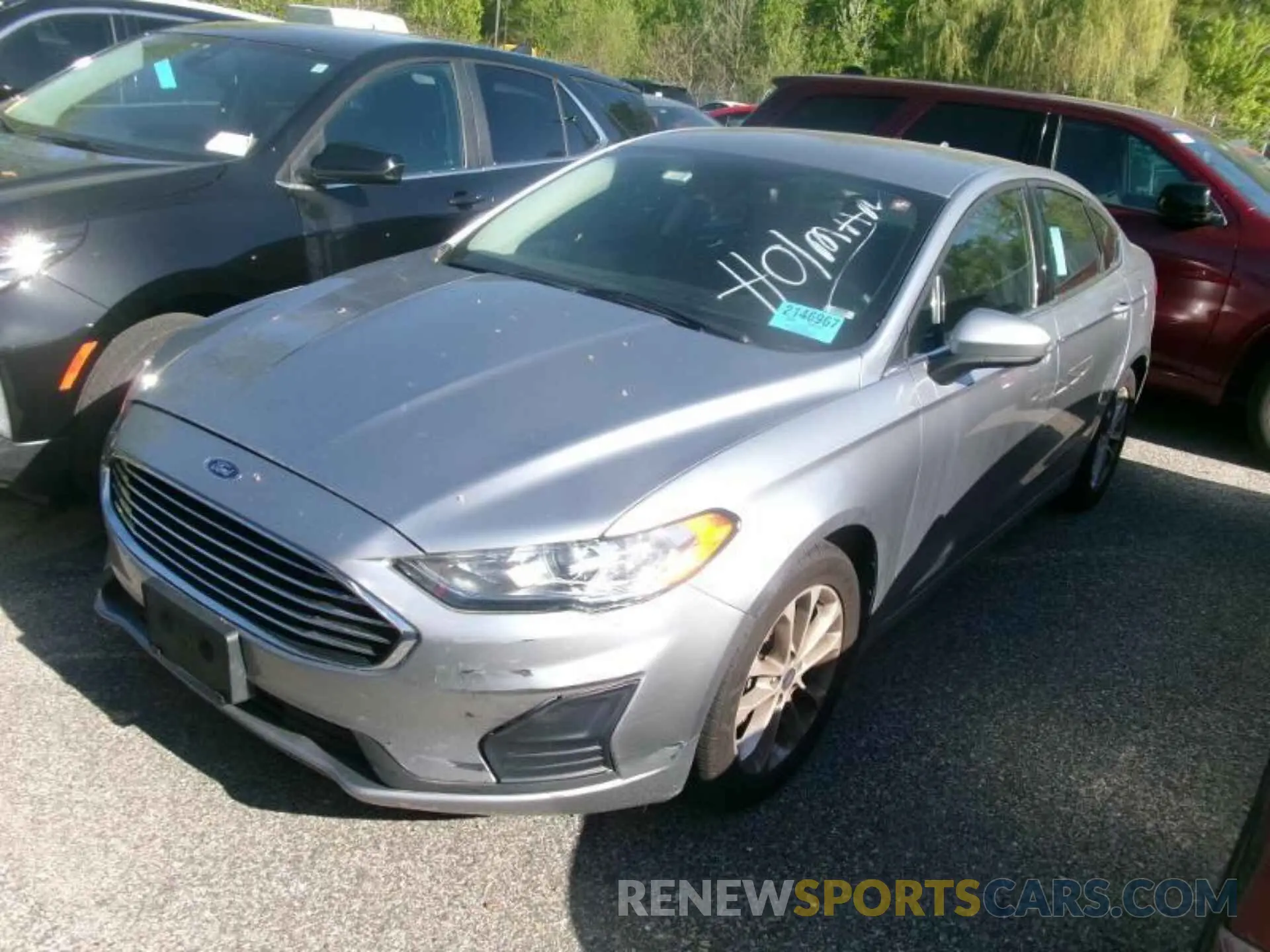 10 Photograph of a damaged car 3FA6P0HD5LR104944 FORD FUSION 2020