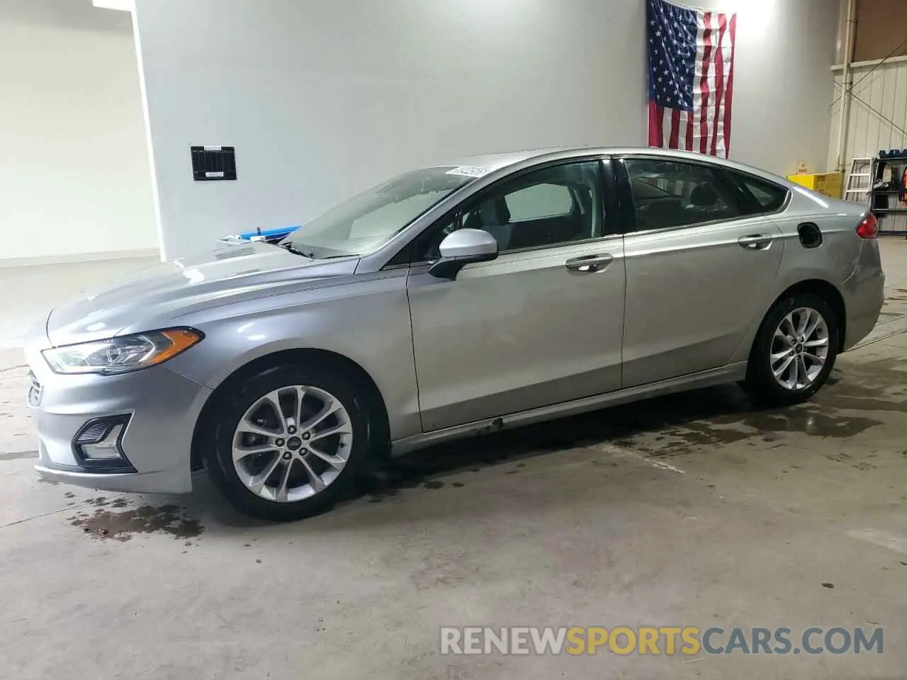 1 Photograph of a damaged car 3FA6P0HD5LR107388 FORD FUSION 2020