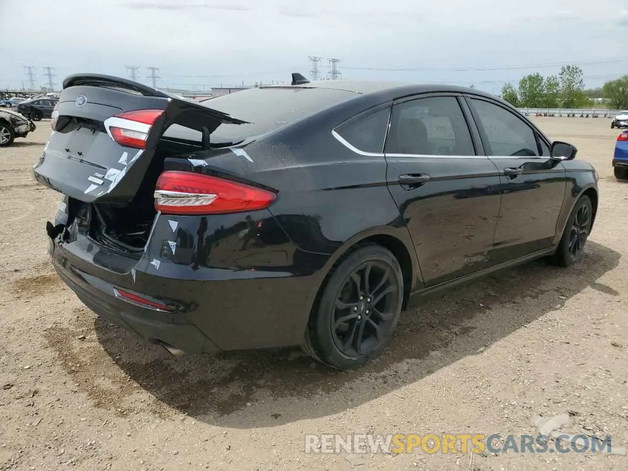 3 Photograph of a damaged car 3FA6P0HD5LR144392 FORD FUSION 2020