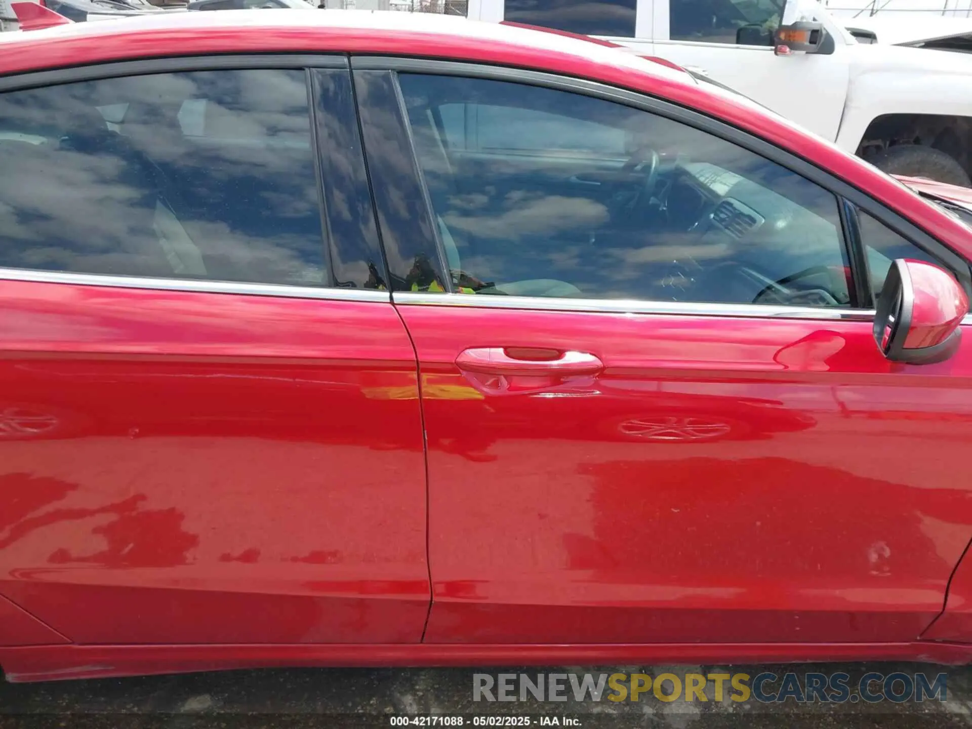 13 Фотография поврежденного автомобиля 3FA6P0HD5LR147857 FORD FUSION 2020