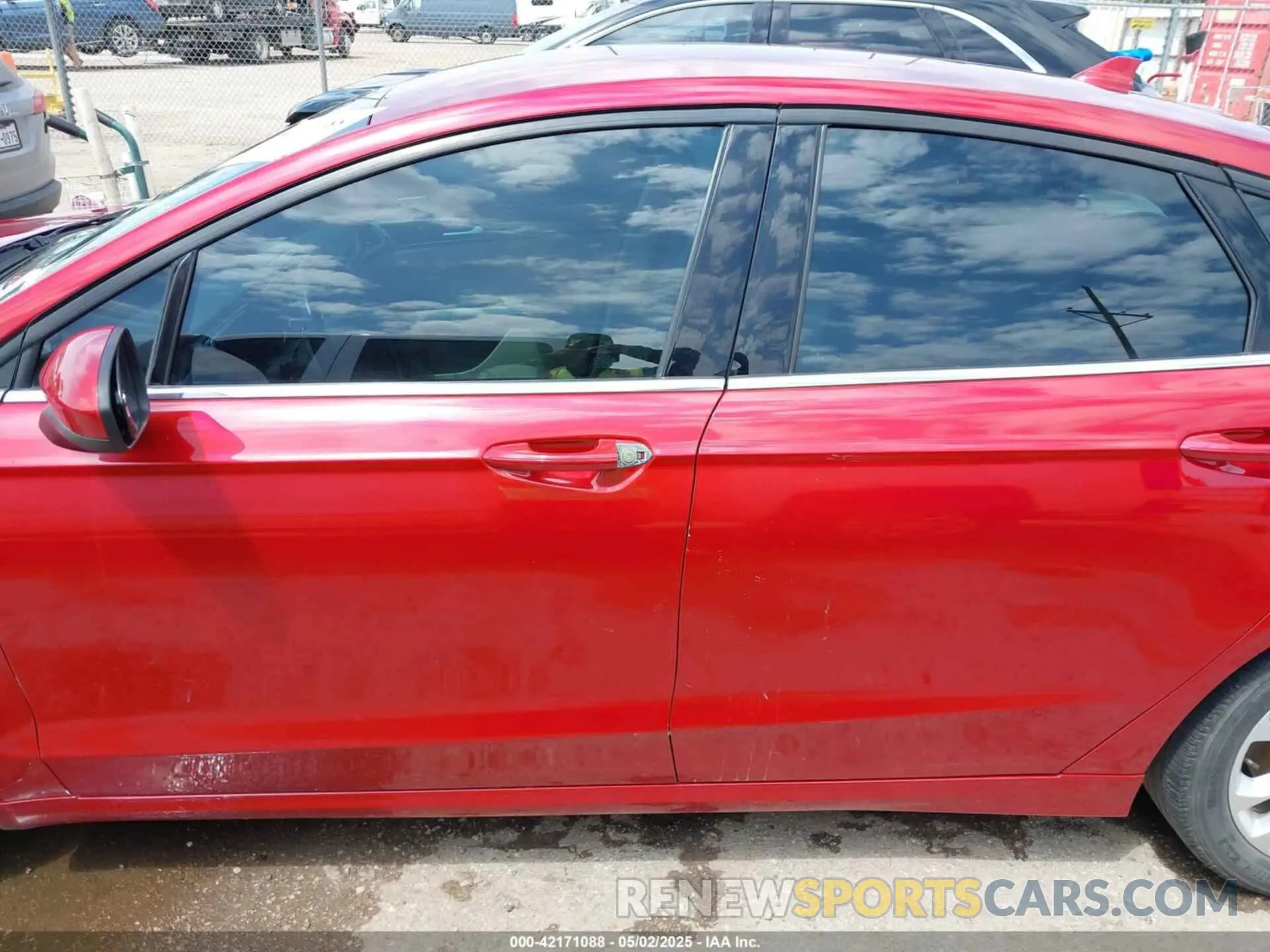 14 Фотография поврежденного автомобиля 3FA6P0HD5LR147857 FORD FUSION 2020