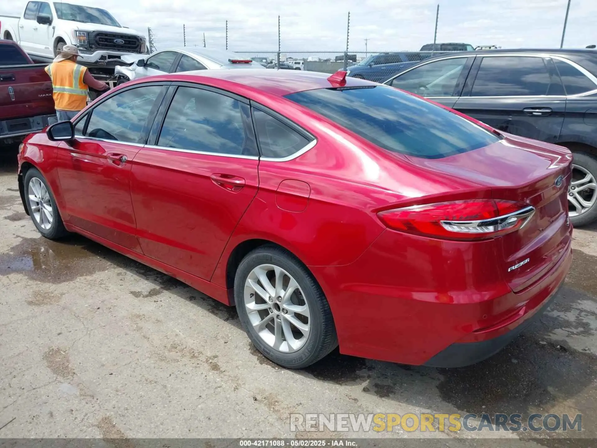 3 Фотография поврежденного автомобиля 3FA6P0HD5LR147857 FORD FUSION 2020