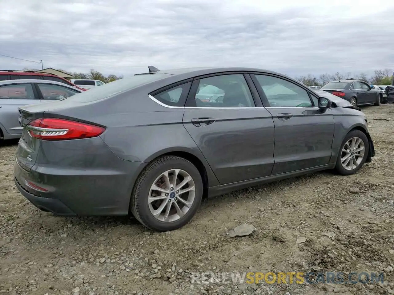 3 Photograph of a damaged car 3FA6P0HD5LR158888 FORD FUSION 2020