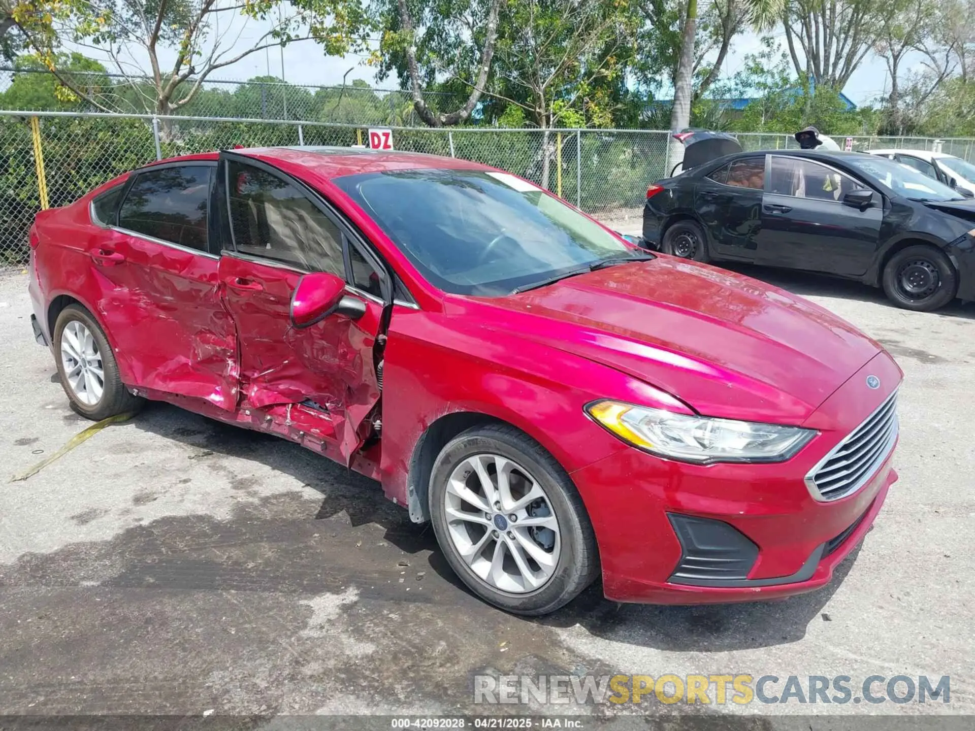 1 Фотография поврежденного автомобиля 3FA6P0HD5LR164755 FORD FUSION 2020