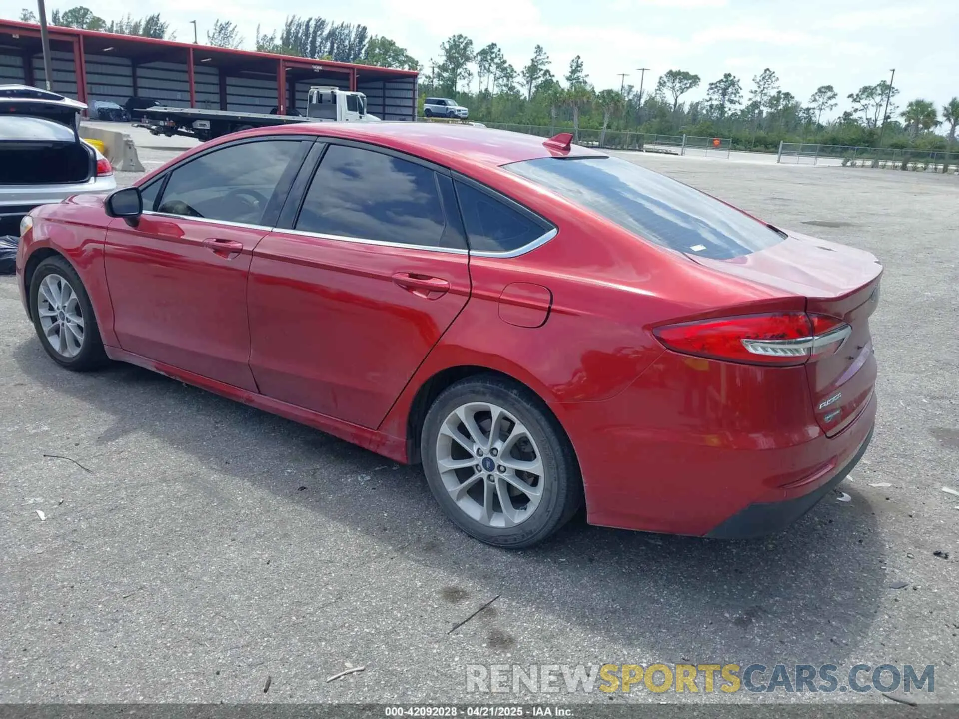 3 Фотография поврежденного автомобиля 3FA6P0HD5LR164755 FORD FUSION 2020