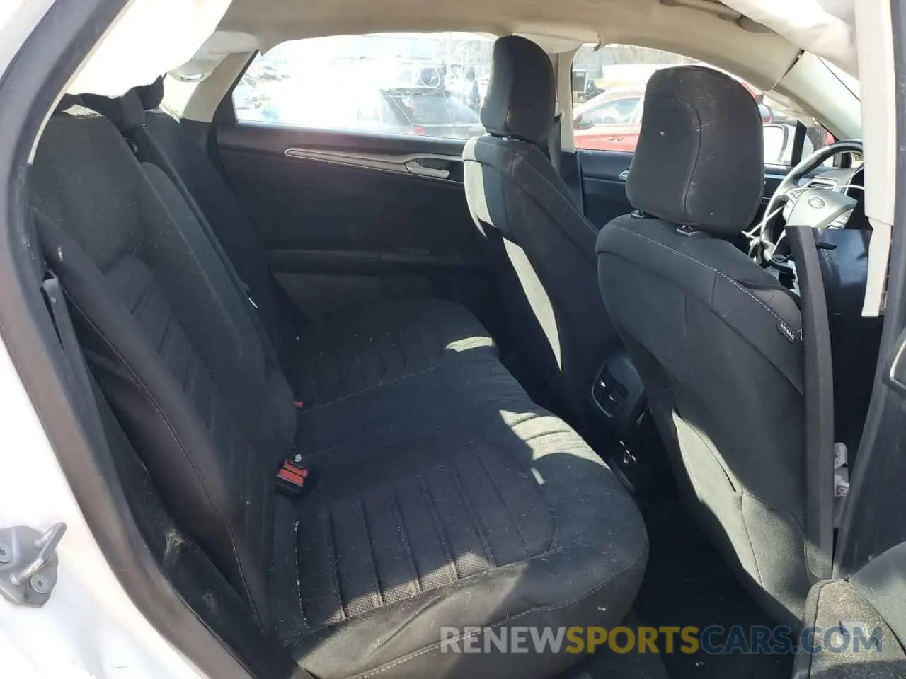 11 Фотография поврежденного автомобиля 3FA6P0HD5LR166862 FORD FUSION 2020