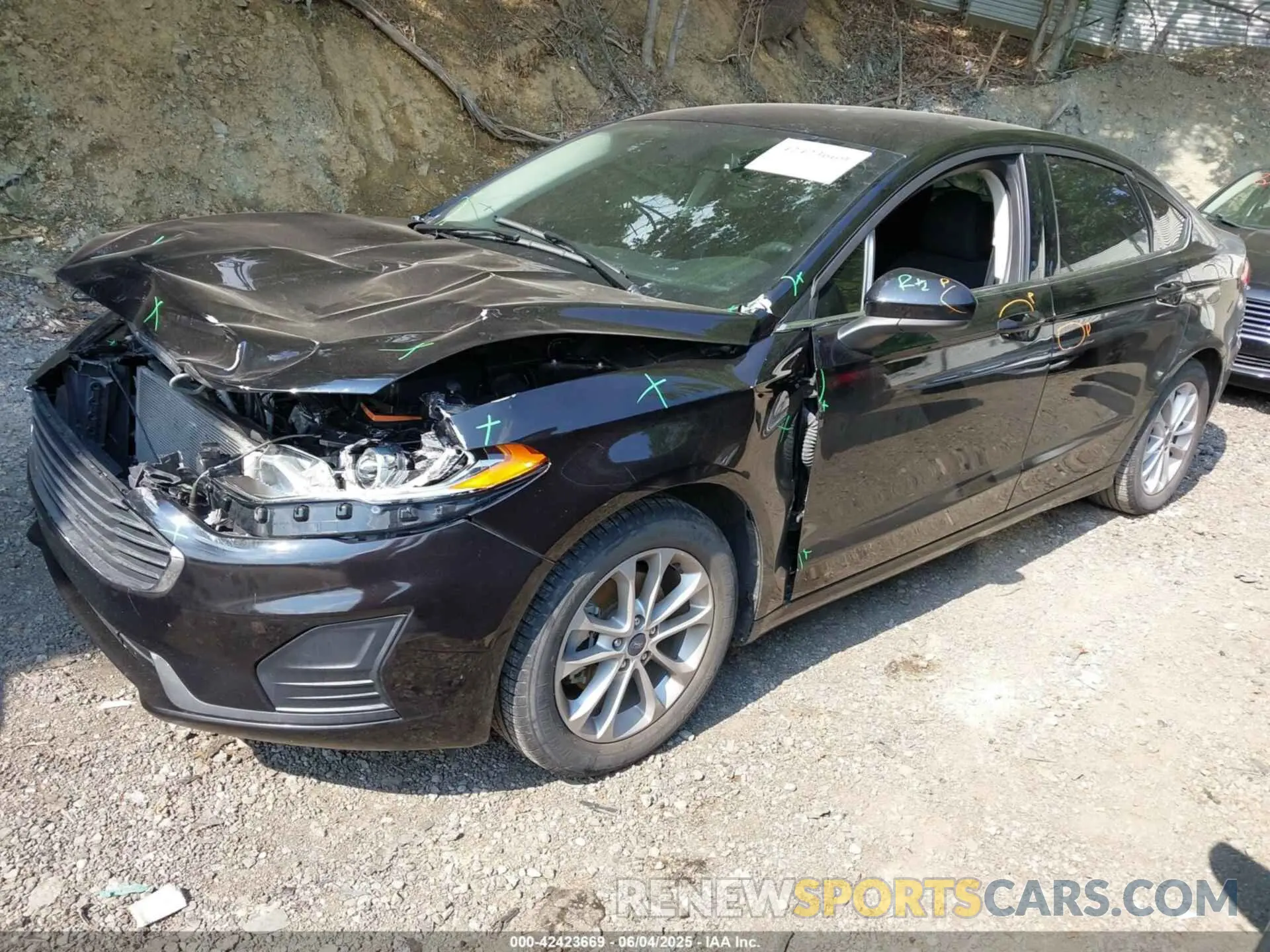 2 Фотография поврежденного автомобиля 3FA6P0HD5LR167543 FORD FUSION 2020