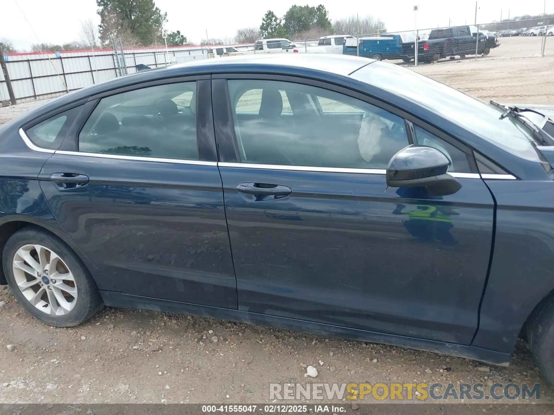 13 Фотография поврежденного автомобиля 3FA6P0HD5LR184732 FORD FUSION 2020