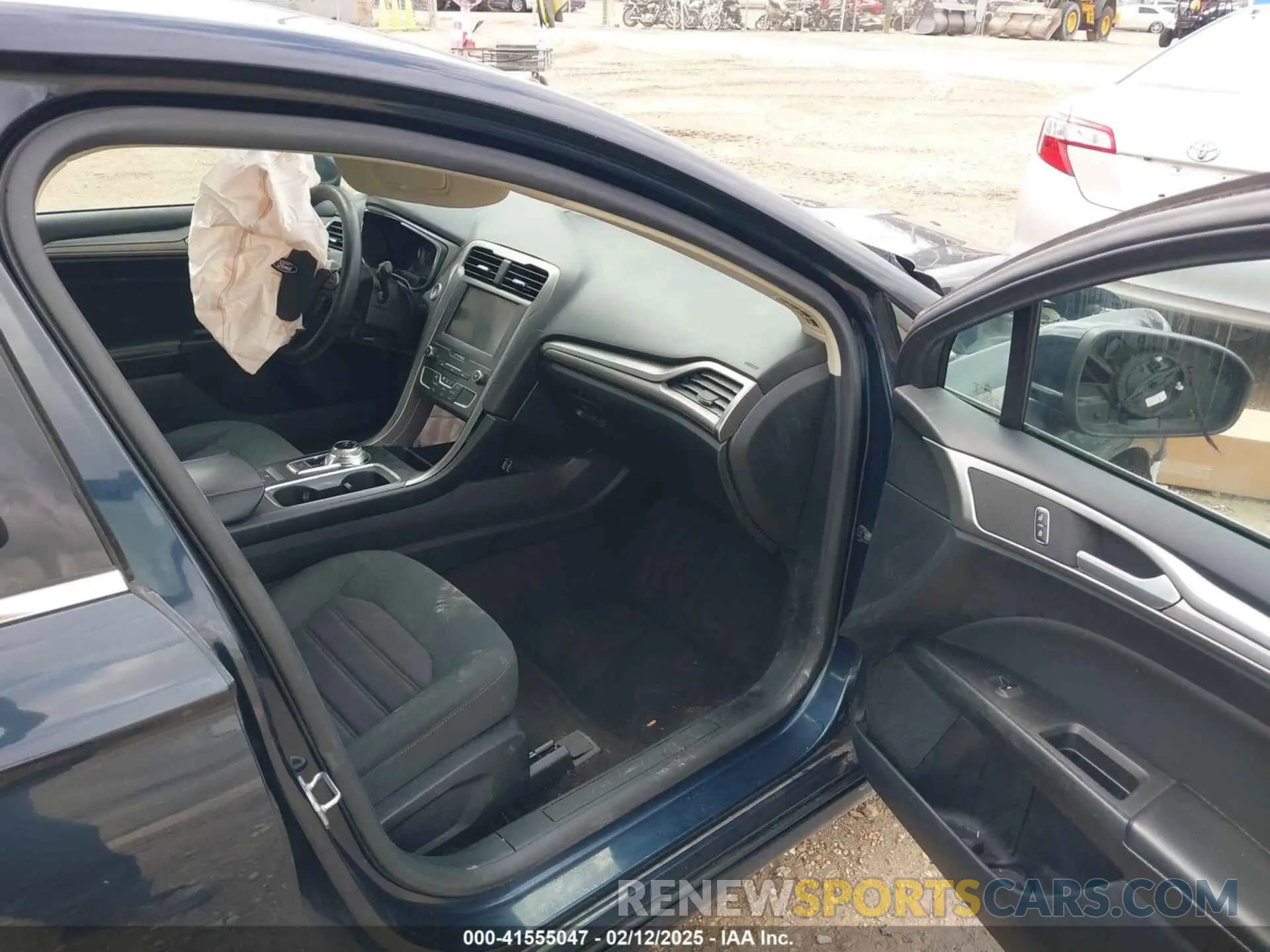 5 Фотография поврежденного автомобиля 3FA6P0HD5LR184732 FORD FUSION 2020