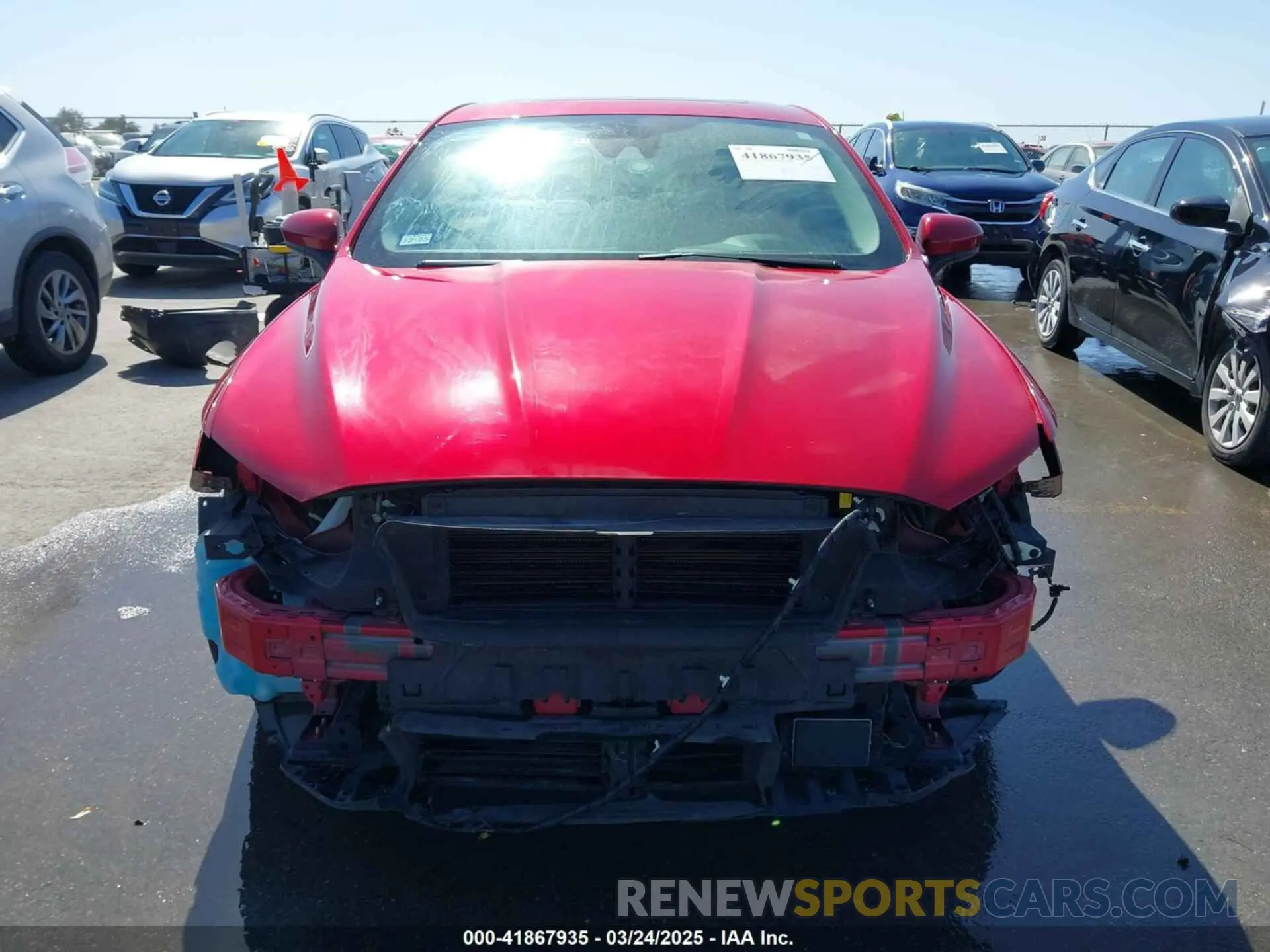 13 Photograph of a damaged car 3FA6P0HD5LR221293 FORD FUSION 2020